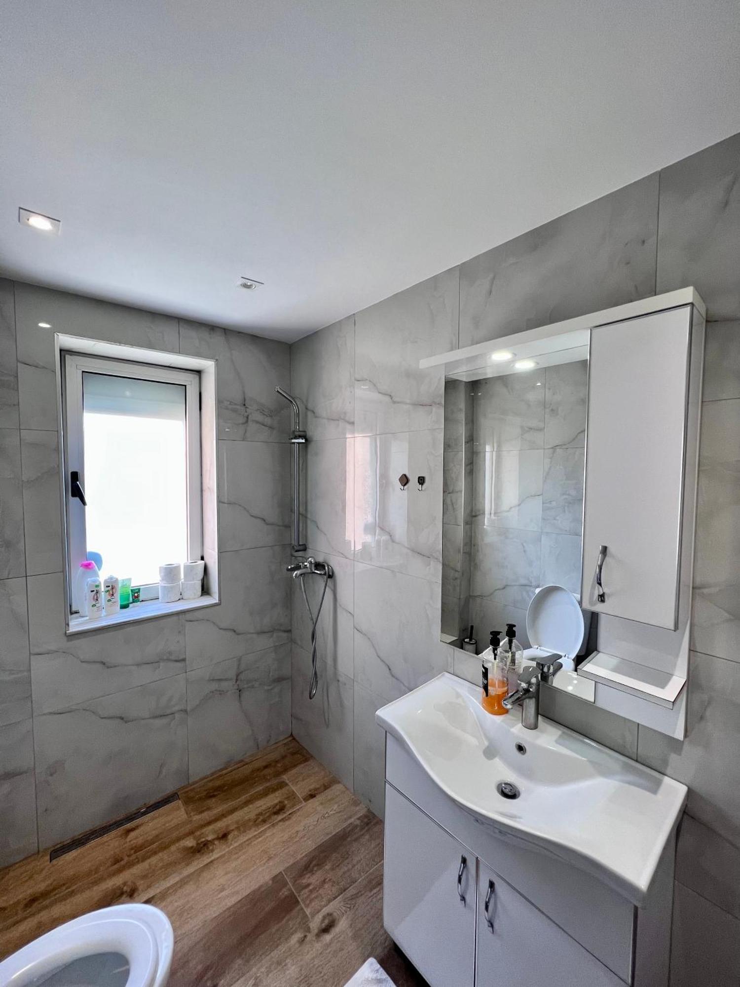 Skanderbeg Square Apartment Tirana Eksteriør billede